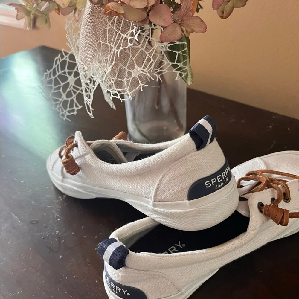 Sperry Canvas Shoes with Tan Laces - Picture 1 of 4